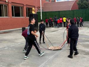 buyuksehirden tabletleri kapat projesiyle cocuklara cevrimdisi yasam bilinci 483d6d2d 1 Sakarya Büyükşehir'den Çocuklara Yönelik Çevrimdışı Sosyal Yaşam Projesi Sürüyor