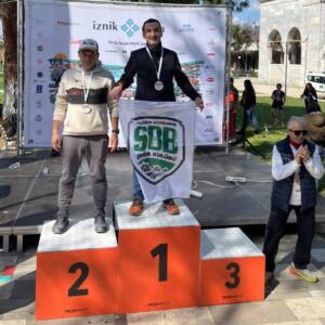 buyuksehirin atletleri yarislara damga vurdu 9d405e24 Sakarya Büyükşehir Belediyesi Atletleri İznik ve Kocaeli'nde Derece Kazandı