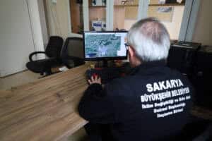 ekip sahaya indi sehrin her karisinda mucadele basladi 8c2d0eca Sakarya Büyükşehir’den Şehrin Tamamında Haşere ve Zararlılarla Etkin Mücadele