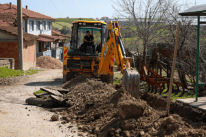 SASKİ, Kaynarca Osmanlı Mahallesi’nde 1400 Metrelik Ana Hat Yenileme Çalışmalarına Devam Ediyor