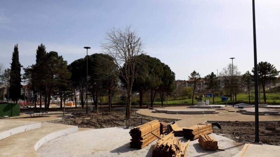 Kaynarca Aziz Duran Parkı’nda Yeni Sosyal Yaşam Alanı Tamamlanma Aşamasında