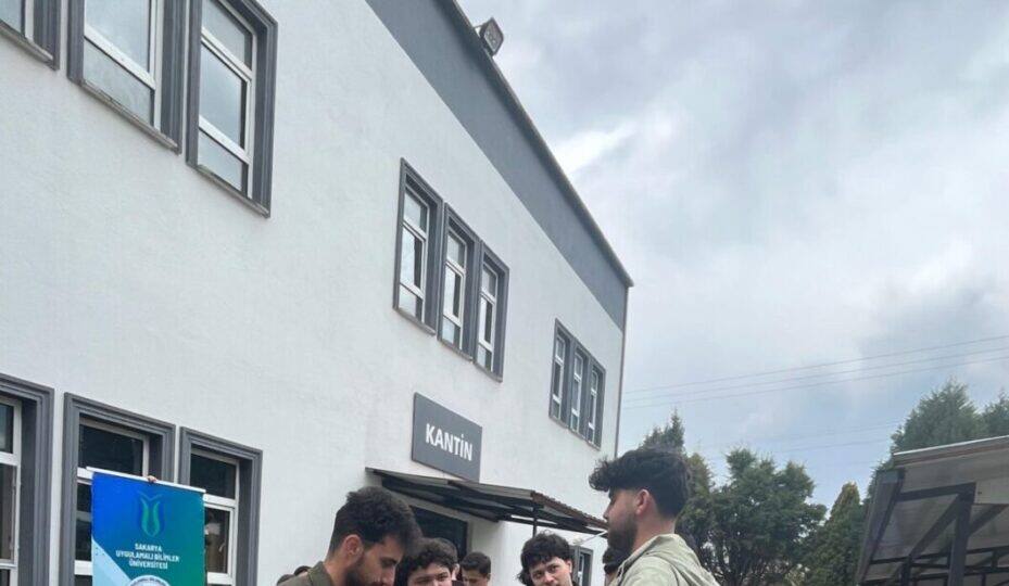 Sakarya Uygulamalı Bilimler Üniversitesi’nde Parkinson Farkındalığı Etkinliği Düzenlendi