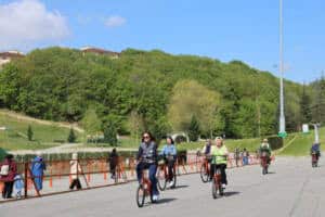 saglikli yasam icin ilk adimi aycicegi vadisinde atiyorlar 0d4bfa4e Ayçiçeği Bisiklet Vadisi’nde Kadınlara Yönelik Spor ve Sağlıklı Yaşam Etkinlikleri Devam Ediyor
