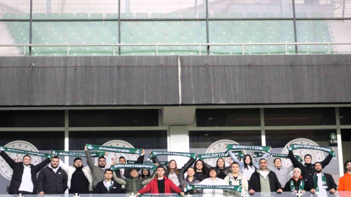 SUBÜ Rekreasyon Bölümü Öğrencileri Sakaryaspor-İstanbulspor Maçında Organizasyon Sürecini İnceledi