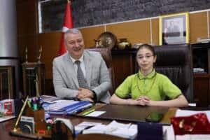 serdivan belediyesinde 23 nisan gururu baskanlik makami cocuklara emanet 37962ab4 Serdivan Belediyesinde 23 Nisan Ulusal Egemenlik ve Çocuk Bayramı Kutlaması