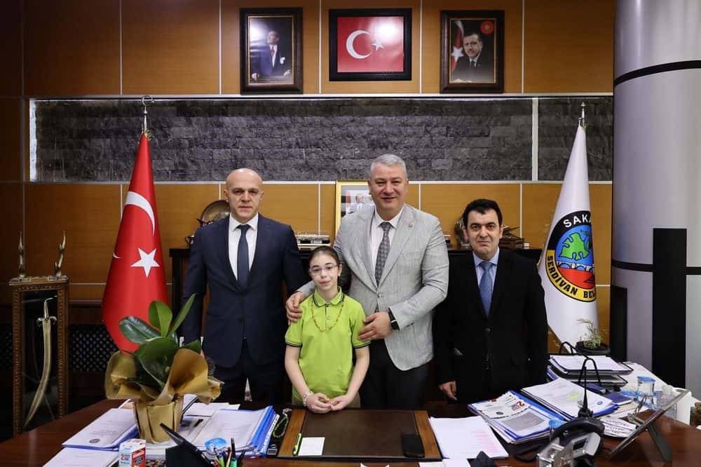 Serdivan Belediyesinde 23 Nisan Ulusal Egemenlik ve Çocuk Bayramı Kutlaması