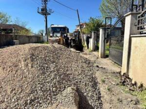 Serdivan Aralık Mahallesi Türkoğlu Caddesi’nde Yağmur Suyu Altyapısı Yenileniyor