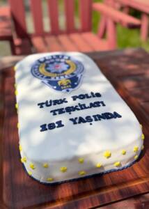 turk polis teskilatimizin 181 kurulus yil donumu vesilesiyle sapanca ilce emniyet mudurlugune ziyaret 6470d8ee Sapanca’da Öğrencilerden Emniyet Müdürlüğüne 181. Yıl Kutlama Ziyareti