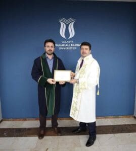 universitemiz tarafindan duzenlenen unvan belge takdim toreninde akademik unvanlarinda yukselme elde eden ogretim eleman 65fbc77d Sakarya Uygulamalı Bilimler Üniversitesi'nde Akademik Ünvan Töreni Düzenlendi