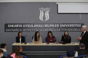 vergi dunyasinda kariyer yolculugu konferansi gerceklesti 009f067d Kaynarca MYO’da Vergi Alanında Kariyer Yolculuğu Konulu Konferans Düzenlendi