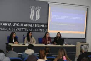 vergi dunyasinda kariyer yolculugu konferansi gerceklesti 03543dc7 Kaynarca MYO’da Vergi Alanında Kariyer Yolculuğu Konulu Konferans Düzenlendi