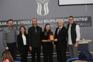 vergi dunyasinda kariyer yolculugu konferansi gerceklesti 2935db1e 1 Kaynarca MYO’da Vergi Alanında Kariyer Yolculuğu Konulu Konferans Düzenlendi