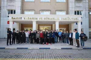 sakaryada 2 bin ogrenciye kariyer rehberligi gelecegime yon veriyorum projesi tamamlandi b89bef62 1 Sakarya’da Lise Öğrencilerine Üniversite Hayatı ve Kariyer Rehberliği Sunan Proje Tamamlandı