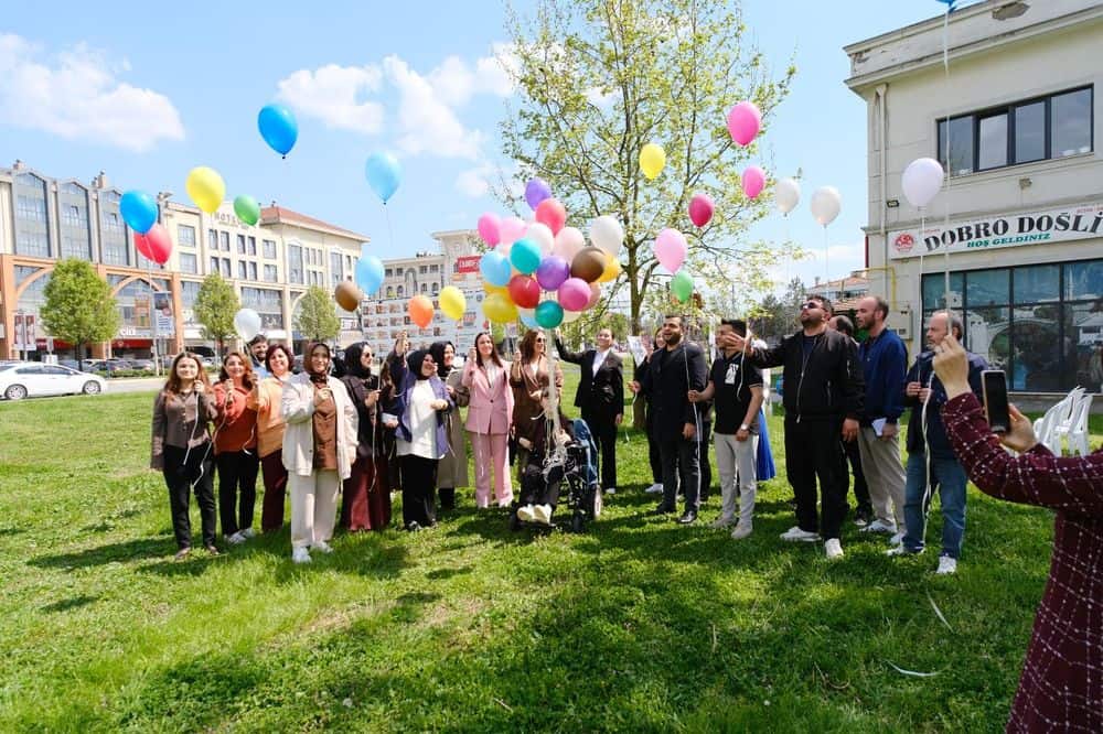 Serdivan Belediyesi Sosyal Hizmetleriyle Toplumsal Dayanışmayı Güçlendiriyor