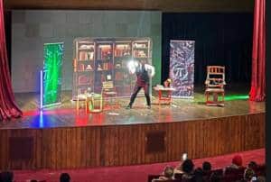 Serdivan Kültür ve Kongre Salonu’nda Nikola Tesla’nın Hayatı Tiyatroseverlerle Buluştu