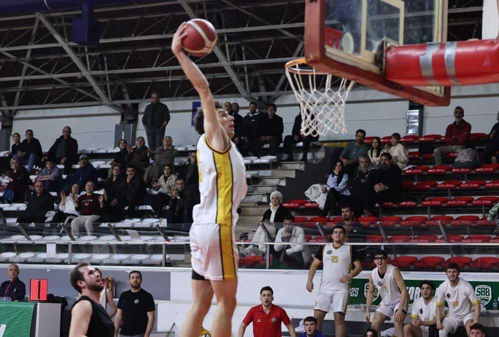 Serdivan Belediyesi Spor Kulübü Türkiye Finalleri’nde Sivas’ta İlçeyi Temsil Edecek