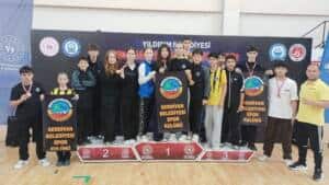 serdivanin karatecilerinden bursada madalya yagmuru 91c8323c Serdivan Belediyesi Karate Takımı Bursa Şampiyonasında 6 Madalya Kazandı